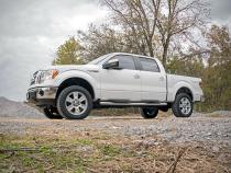 2 Inch Ford Leveling Lift Kit Vertex 09-13 Ford F-150 Rough Country