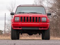 Jeep Cherokee XJ 3 Inch Series II Suspension Lift Kit W/V2 Shocks Add-A-Leaf For 84-01 Jeep Cherokee XJ Rough Country