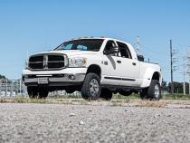 Dodge Hidden Bumper Kit w/ 20-inch LED Light Bar Chrome Series (03-18 Ram 2500/3500) Rough Country