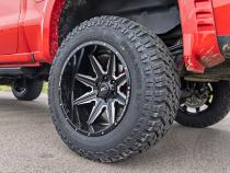 91 Series Milled One-Piece Gloss Black 22x12 6x5.5 -44mm Rough Country