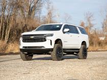 6 Inch Lift Kit M1 Struts Chevy/GMC SUV 1500 4WD (2021-2026) Rough Country