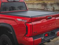 Powered Retractable Bed Cover 5 Foot 7 Inch Bed Toyota Tundra 2WD/4WD (2022-2026) Rough Country