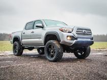4 Inch Lift Kit N3 Struts Toyota Tacoma 2WD/4WD (2016-2023) Rough Country