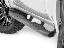 GM Oval Nerf Step Bars (19-20 GM 1500, 2020 2500HD/3500 HD Crew Cab) Rough Country