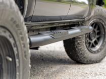 Oval Nerf Step 4.5 Inch Double Cab Black 05-22 Toyota Tacoma 2WD/4WD Rough Country