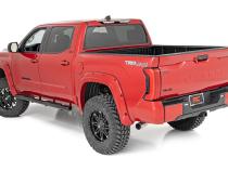 Oval Nerf Steps Crew Cab Black Toyota Tundra 2WD/4WD (22-23) Rough Country