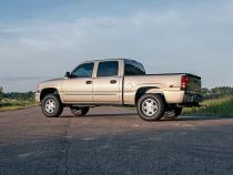 1.5-2.5 Inch Leveling Lift Kit Premium N3 Shocks 99-06 Silverado/Sierra 1500 4WD Rough Country
