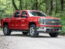 2.0 Inch GM Strut Leveling Kit 14-18 1500 PU Rough Country
