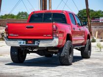 3.5 Inch Toyota Vertex Bolt-On Lift w/Rear Leaf Springs 05-21 Toyota Tacoma Rough Country