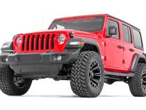 2.5 Inch Lift Kit Coils V2 18-21 Jeep Wrangler JL 4WD Rough Country